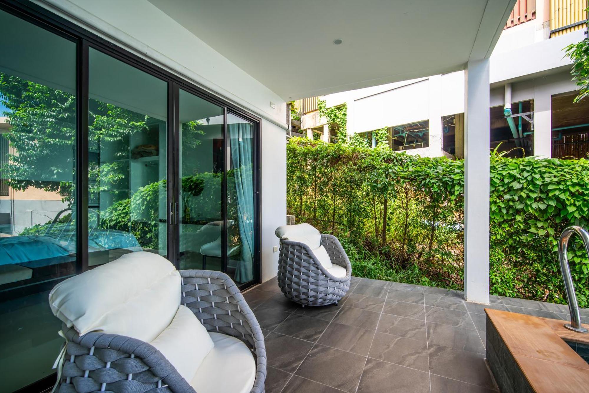 Mona Seaview Pool Villa Beach Front Aoyon Beach Ban Ao Makham Номер фото